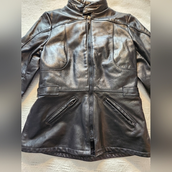 Women's Black Leather Falcon Motorcycle Jacket Size 10 - Picture 2 of 10